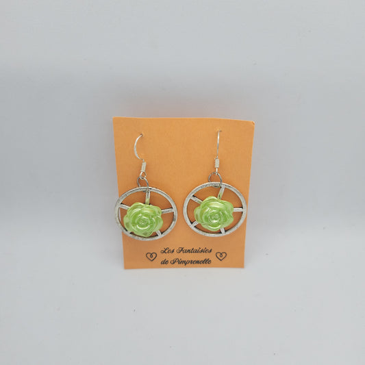 Boucles d’oreilles fleur verte