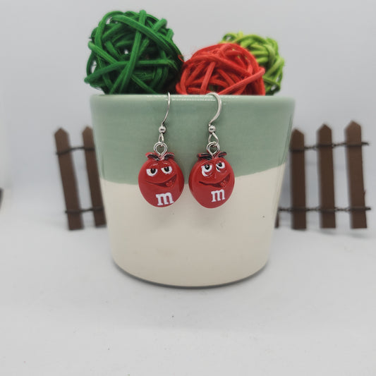 Boucles d’oreilles M&M's rouge