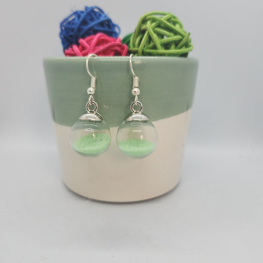 Boucles d’oreilles boule en verre