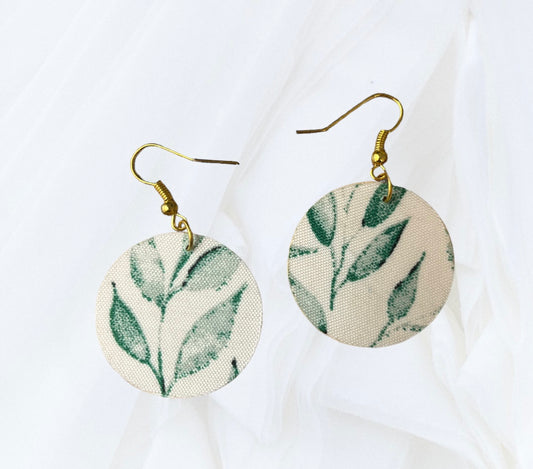 Boucles d’oreilles en bois et tissu