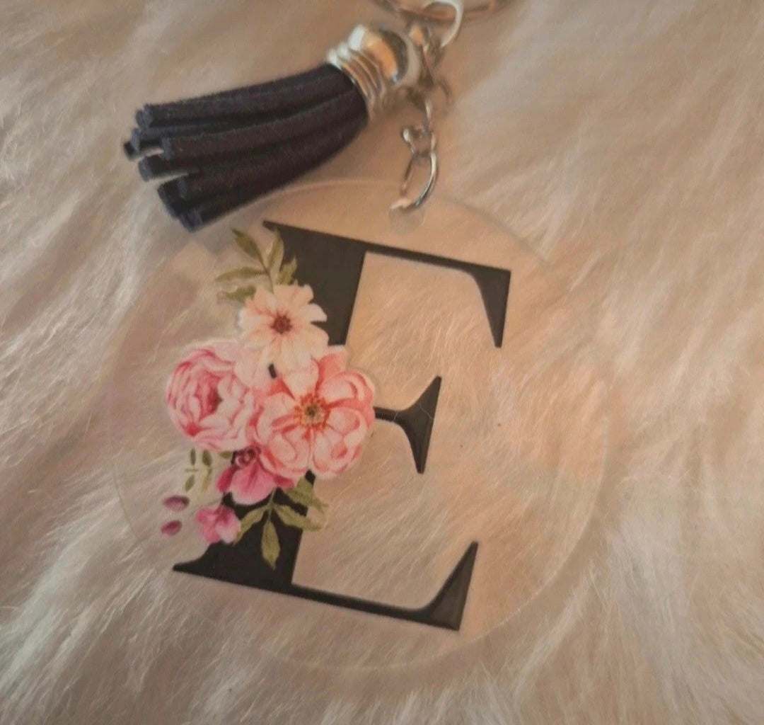 Porte-clés acrylique lettre E ! 🔑✨ #PorteCles #LettreE #Accessoire
