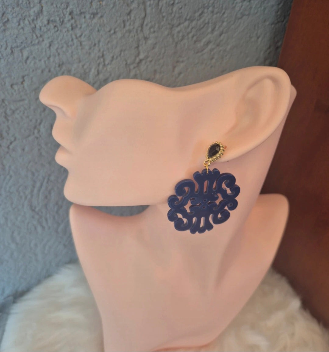 Boucles d'oreilles bleu marine 💙✨ #Bijoux #Mode #Accessoires