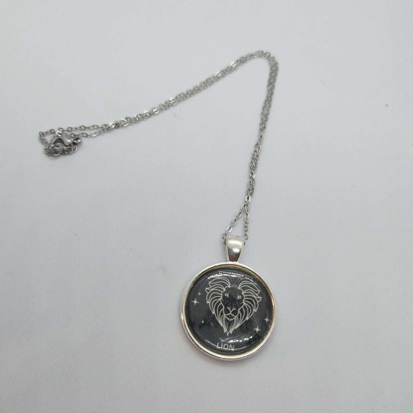 Collier Lion