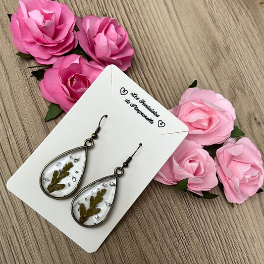 Boucles d’oreilles en résine