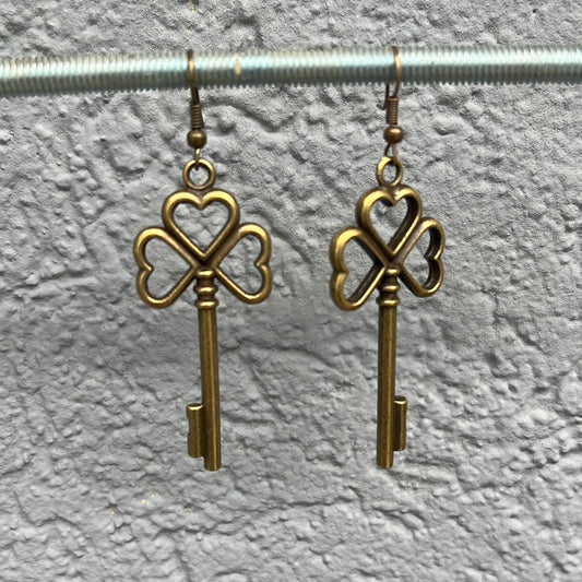 Boucles d’oreilles clé