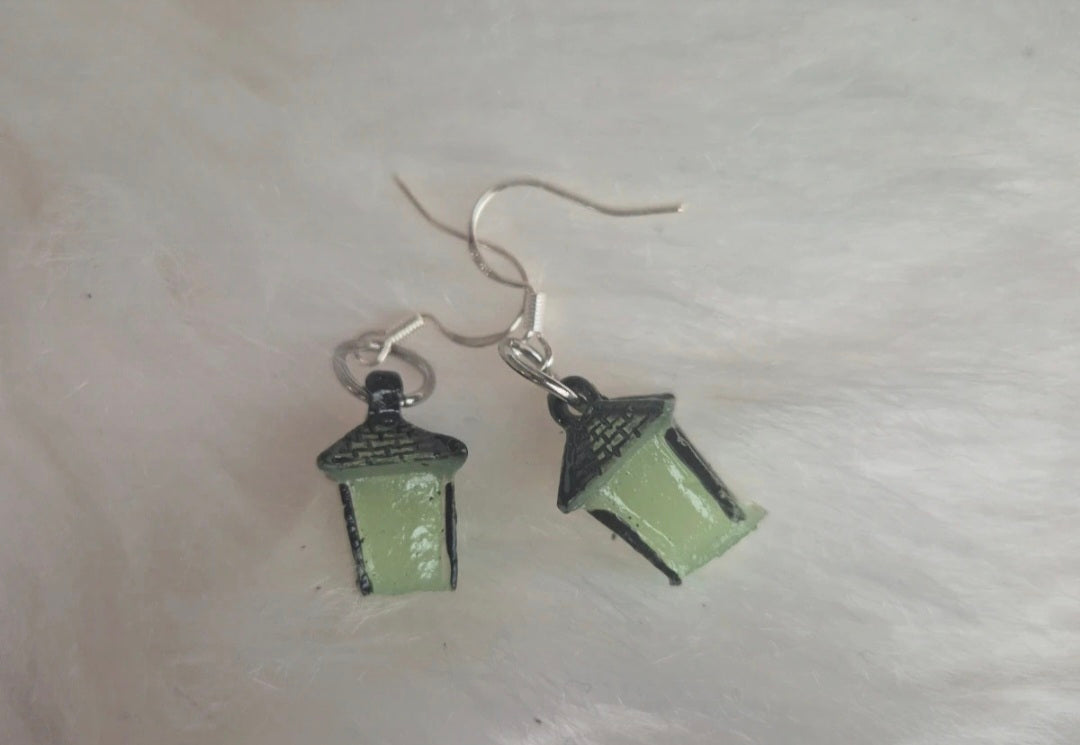 Boucles d’oreilles lanterne verte 💚✨ #Boucles #Lanterne #Vert