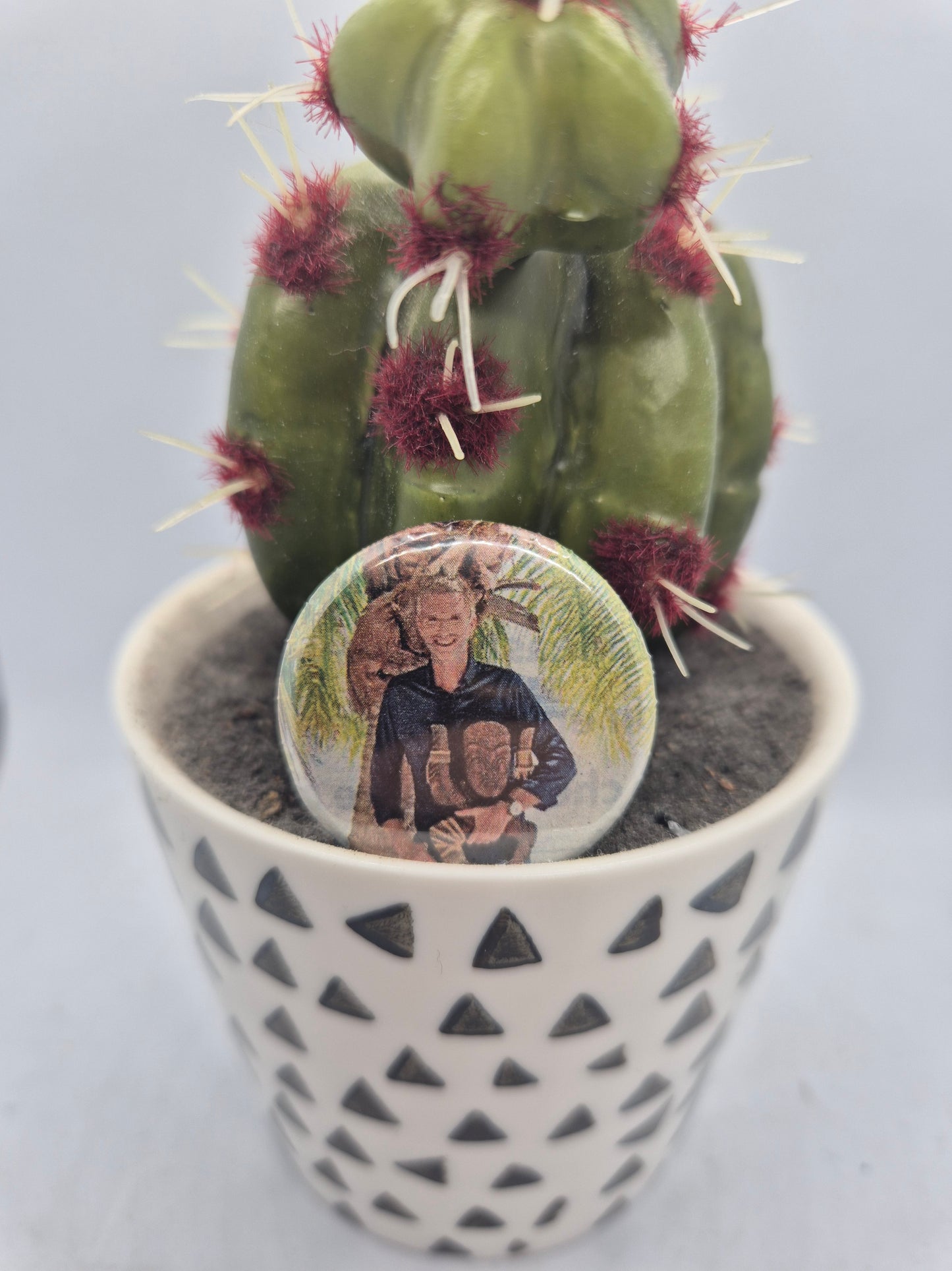 Badge broche personnalités au choix
