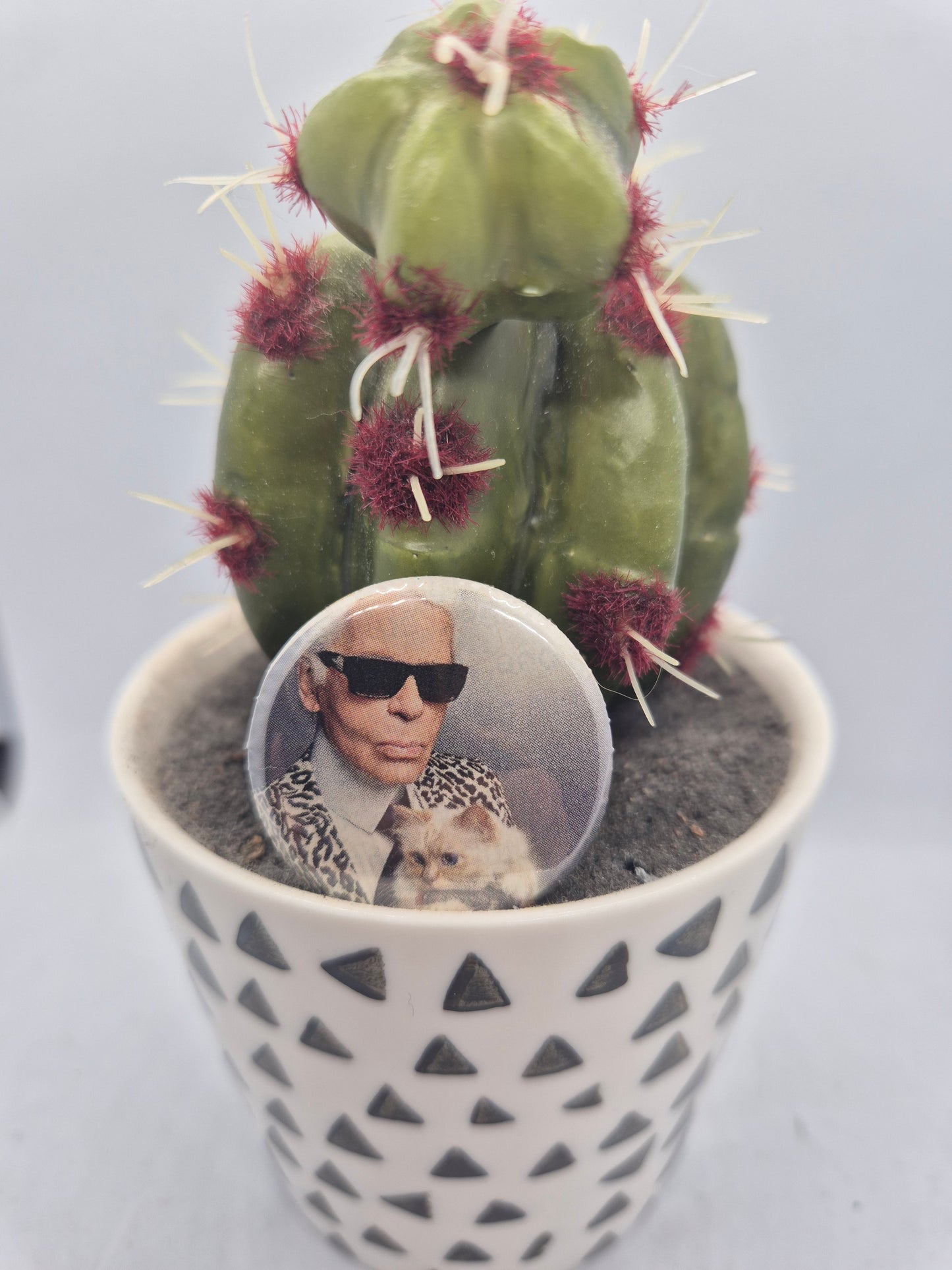 Badge broche personnalités au choix