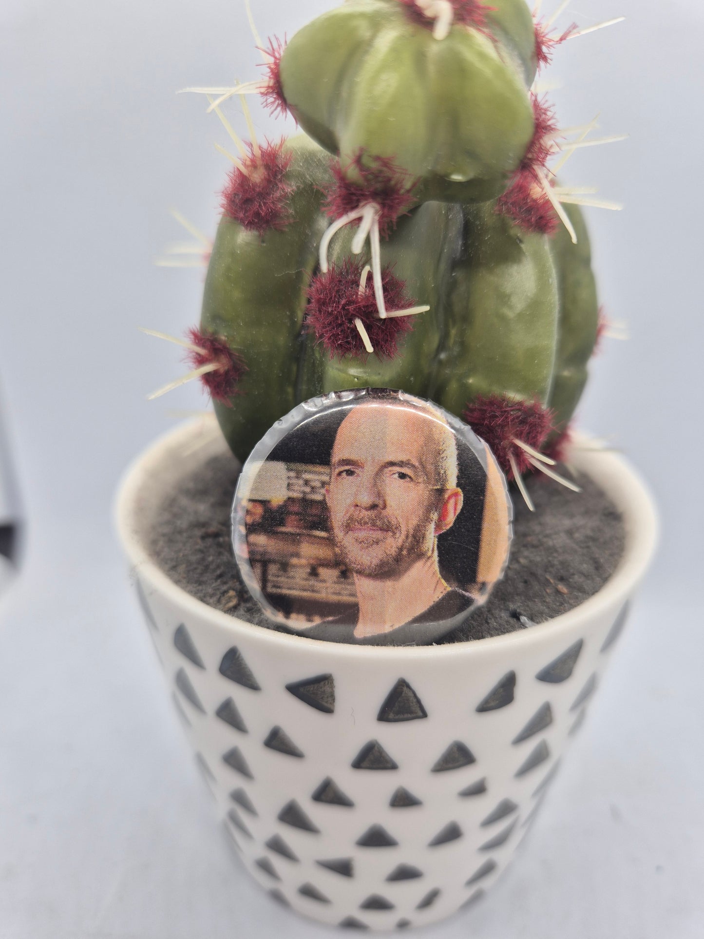 Badge broche personnalités au choix
