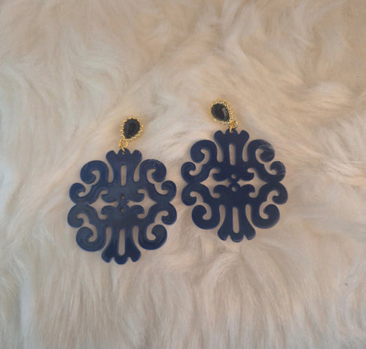 Boucles d'oreilles bleu marine 💙✨ #Bijoux #Mode #Accessoires