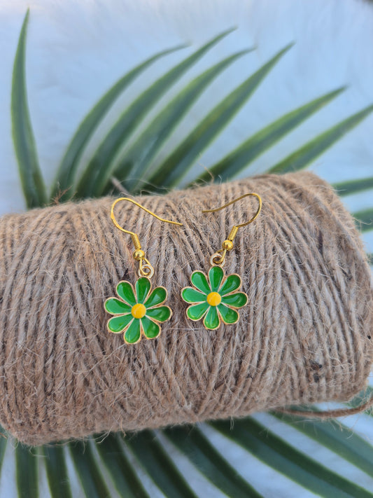 Boucles d’oreilles fleurs vertes et jaune 🌸🌺 #Bijoux #Fleurs #Mode