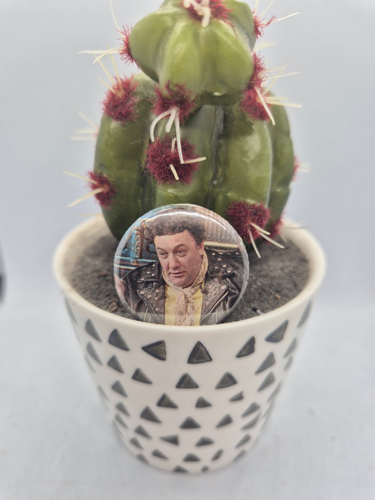 Badge broche personnalités au choix